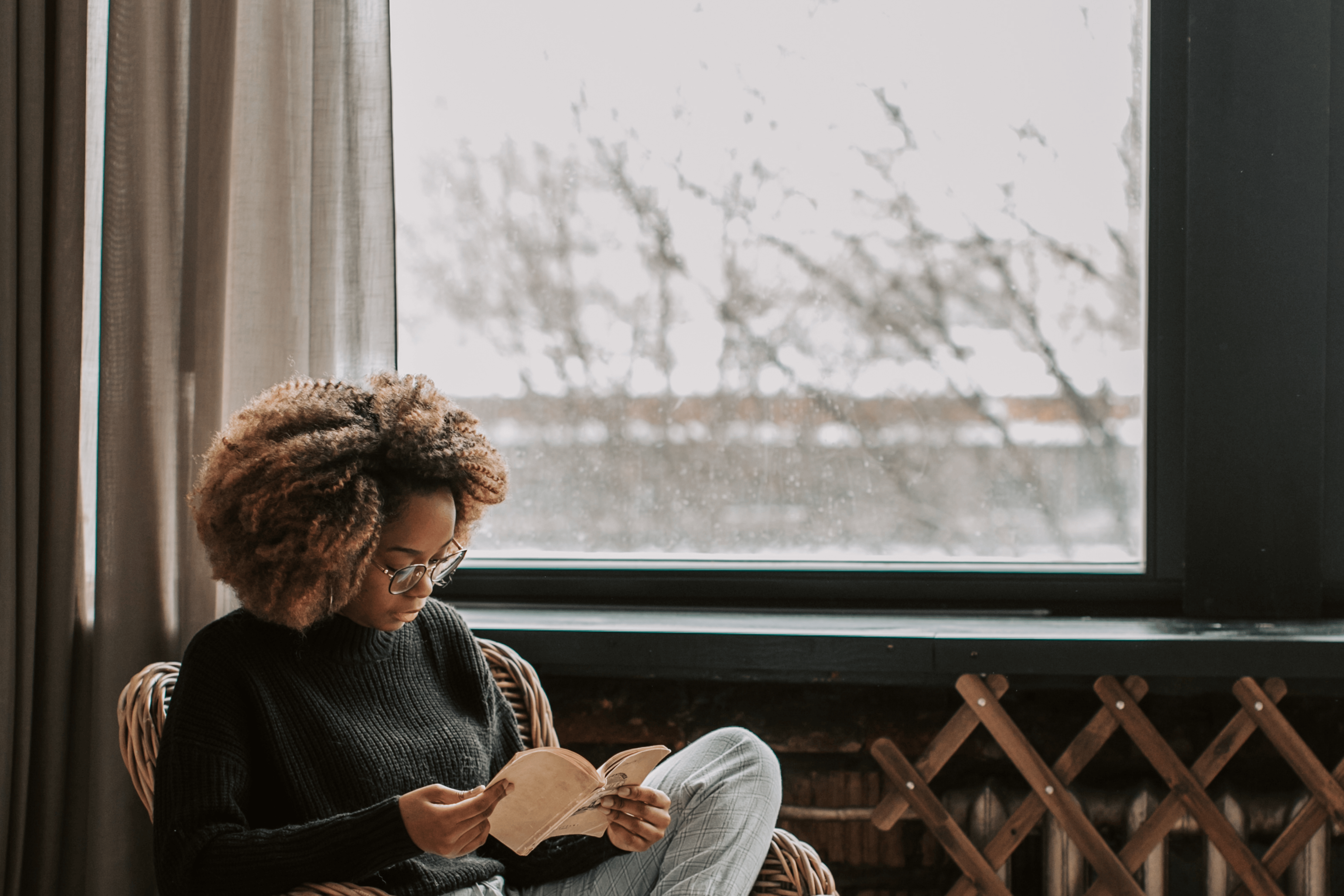 Your Winter Hair Survival Guide for Moisturized, Thriving Curls